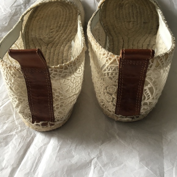 Chloe | Scalloped Lace Espadrille Flat - Picture 8 of 10